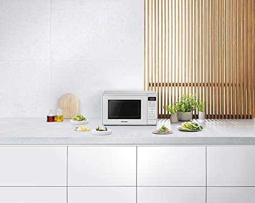 Panasonic NN-E28JMMBPQ Compact Solo Microwave Oven